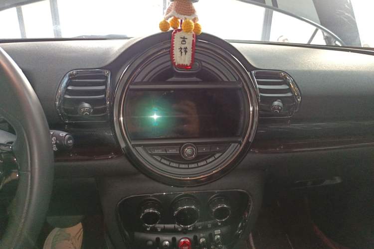 Used MINI Clubman 2018 1.5T COOPER Artist