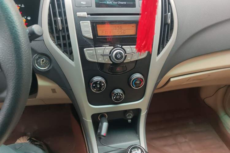 Used BYD F3 2014 1.5L Manual Luxury Model Audio And AC Panel