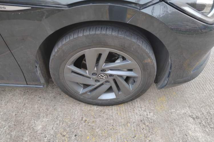 Used Volkswagen Lamando 2023 Lavida L 280TSI DSG Spicy Edition Right Front Wheel Hub