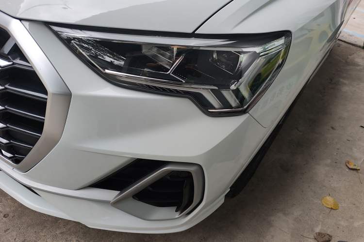 Used Audi Q3 2023 35 TFSI Fashion Dynamic Model (1.4T) Left Front Headlight