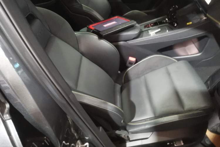 Used Lynk & Co 03 2023 1.5TD DCT JingPro
