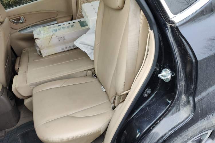 Used Hyundai Tucson 2013 2.0L Automatic Two-Wheel Drive Comfort Version