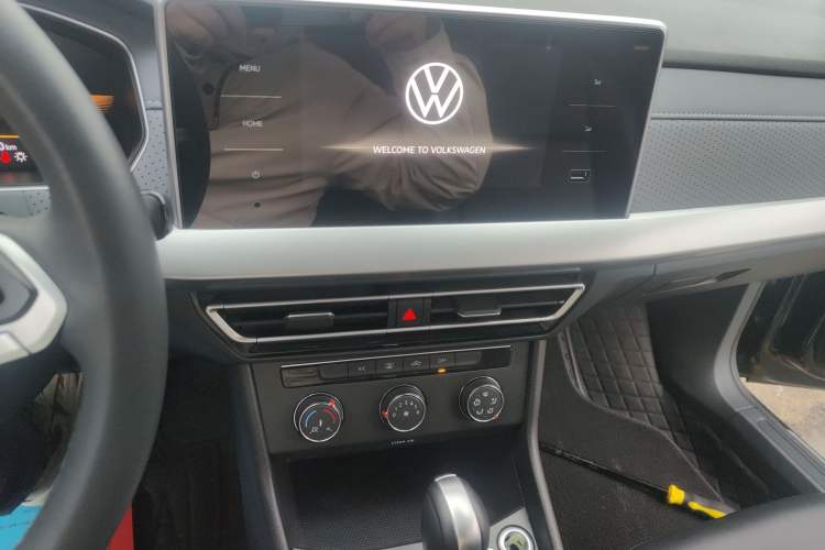 Used Volkswagen Lavida 2023 300TSI DSG Full-Comfort Edition
