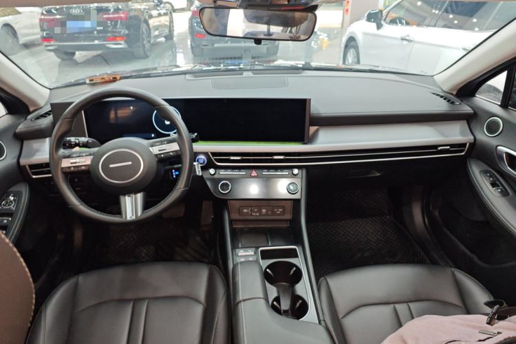 Used Hyundai Sonata 2024 1.5T Pro
