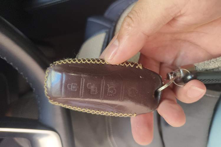 Used BYD Song MAX 2021 Upgraded Model 1.5T Automatic Prestige 7-Seater Vehicle Key