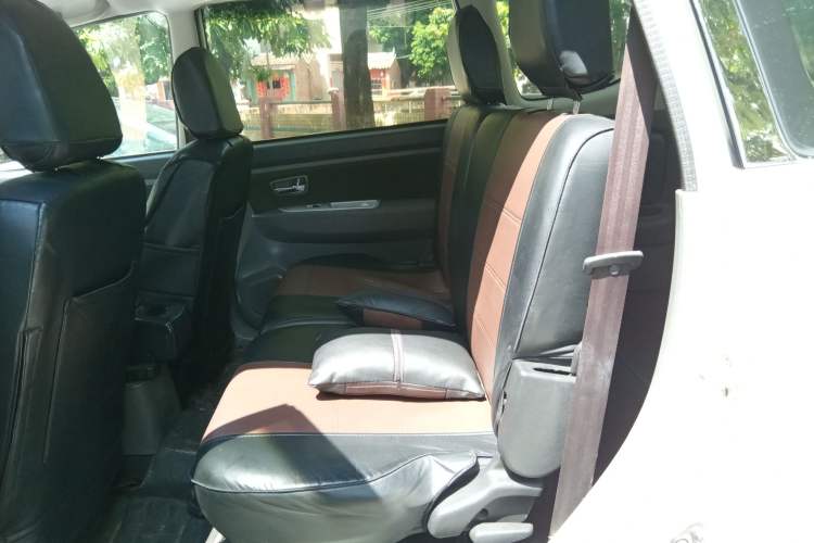 Used FAW Senya S80 2013 1.5L Manual 5-Seat Urban Fashion Edition