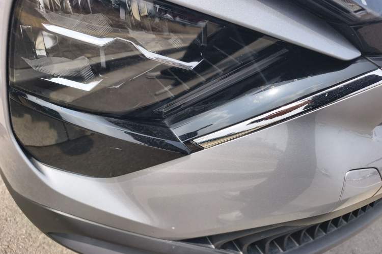 Used Citroen C5 X 2023 1.6T Enjoy the Extraordinary Right Front Headlight