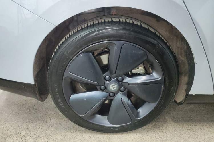 Used Leapmotor C01 2023 525 Comfort Edition Right Rear Wheel Hub