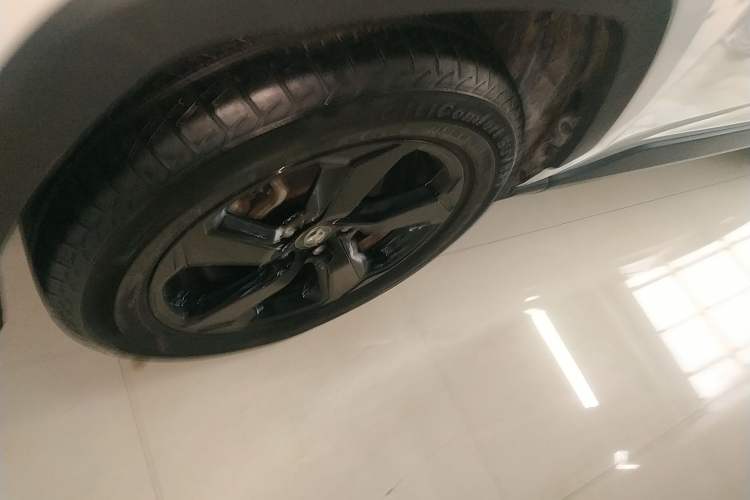 Used Toyota RAV4 2020 Dual-Motor 2.5L E-CVT Four-Wheel Drive Flagship Edition Left Front Wheel Hub