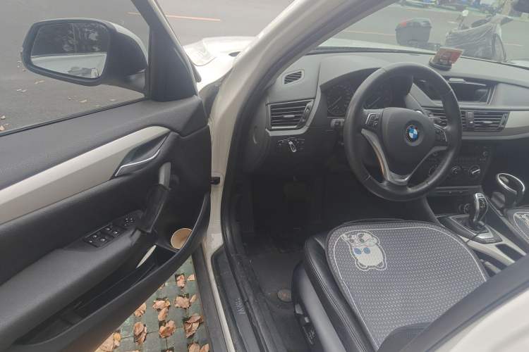 Used BMW X1 2014 sDrive18i Fashion Model
