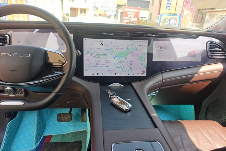 Used EXEED Lanyue 2023 400T Four-Wheel Drive Starry Edition 7-Seater Audio And AC Panel