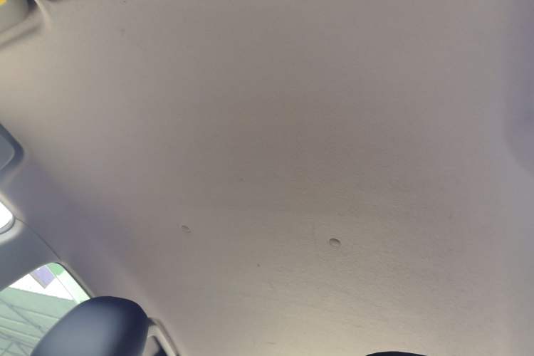 Used Toyota YARiS L Zhi Xuan 2016 Revised 1.5E CVT Charming Edition Headliner