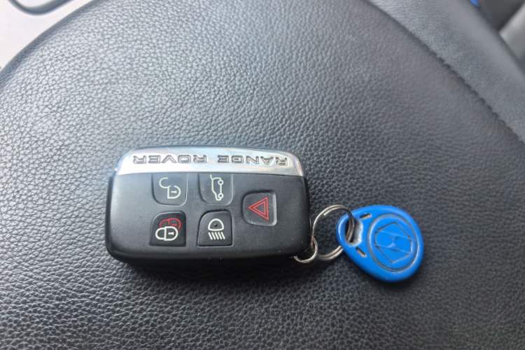 Used Land Rover Range Sport 2017 3.0 SC V6 SE Vehicle Key