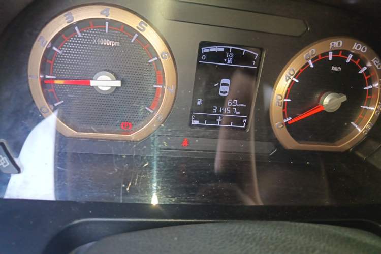 Used FORTHING Lingzhi 2018 M5 1.6L 7-Seater Luxury Model
