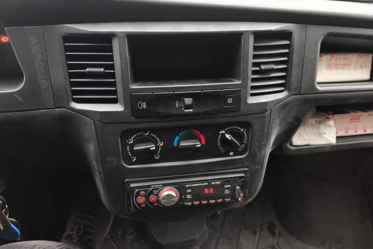 Used Wuling Zhiguang 2020 1.2L Practical Model China VI LSI
