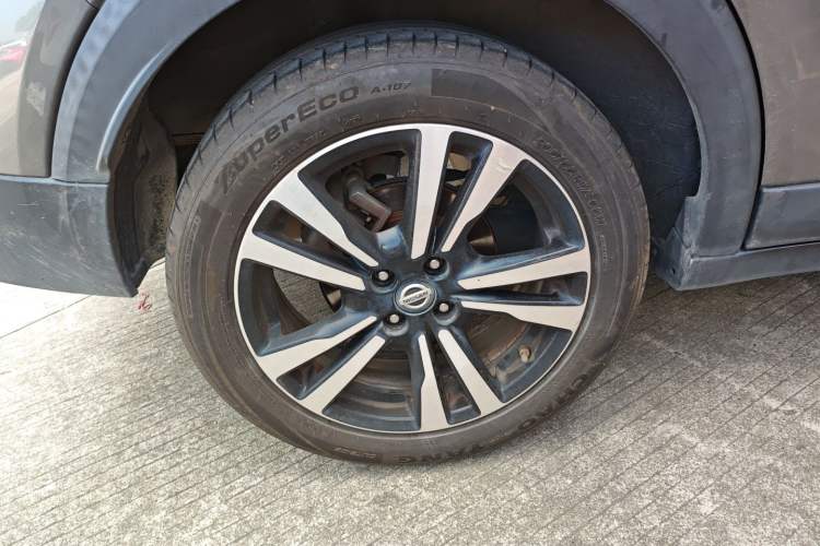 Used Nissan Kicks 2019 1.5L CVT Smart Connect Luxury Edition
