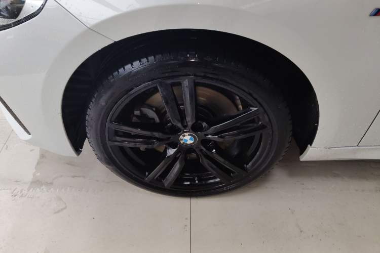 Used BMW 1 Series 2021 125i M Sport Night Edition Exterior 2