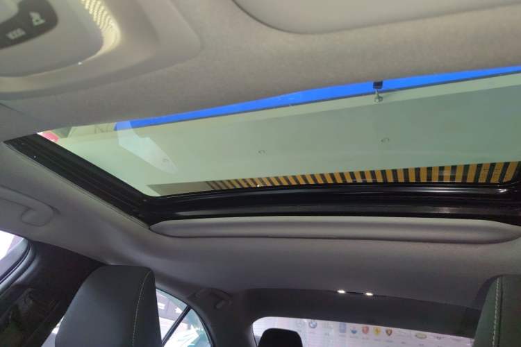 Used Toyota Corolla 2023 1.8L Smart Electric Hybrid Dual-Motor Elite Edition Headliner