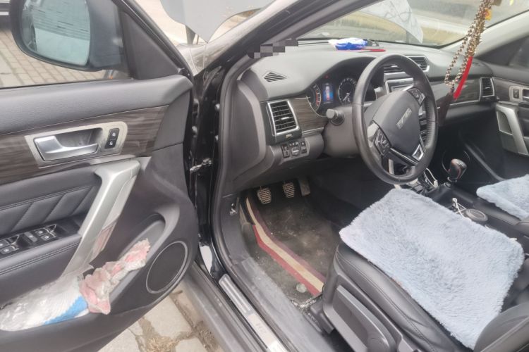 Used Haval H2 2016 Red-Label 1.5T Manual Two-Wheel Drive Luxury Model
