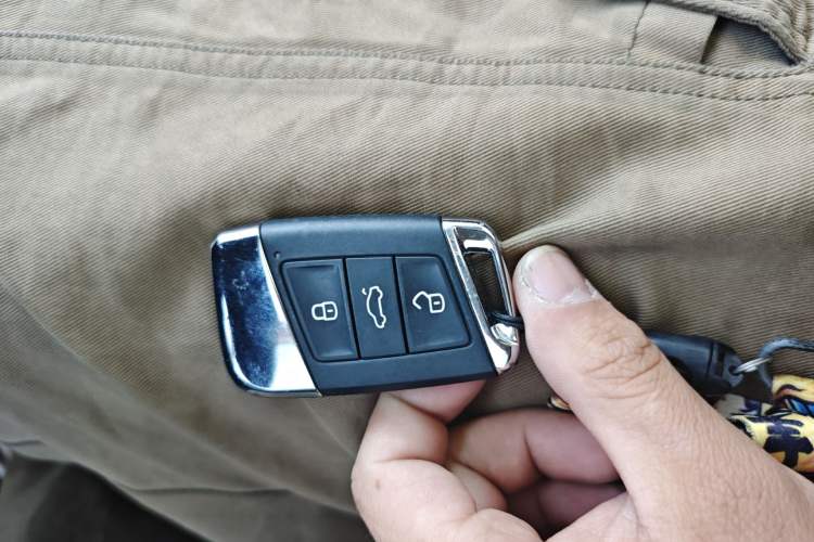 Used Volkswagen FAW-Volkswagen CC 2021 380TSI Striking Edition Vehicle Key