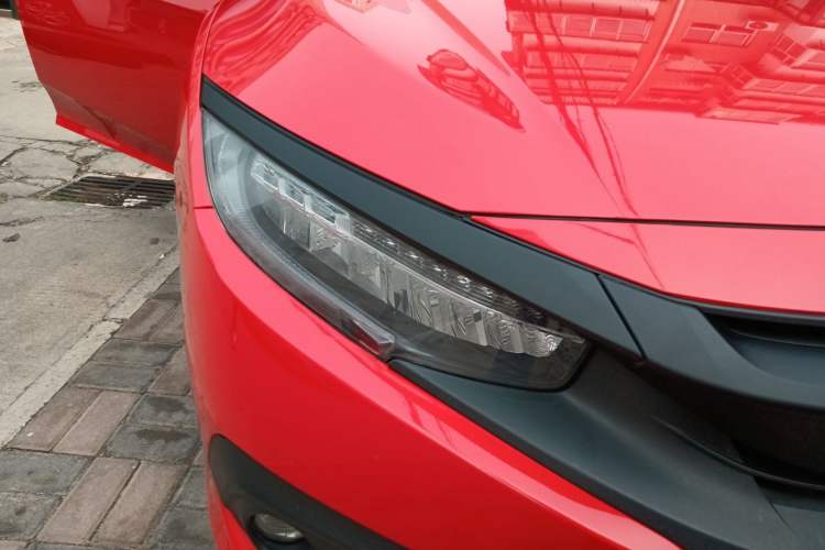 Used Honda Civic 2016 220TURBO CVT Prestige Edition
