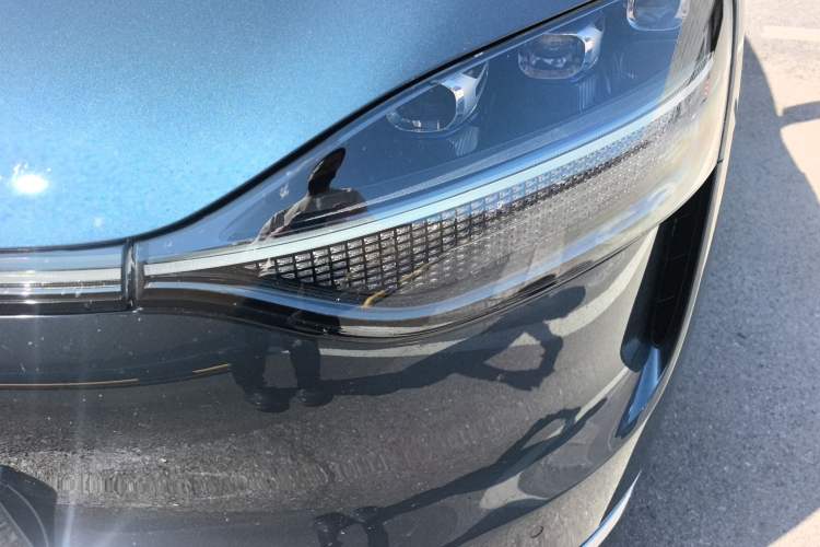 Used Hima AITO M9 2024 Range-Extended Ultra Version 42 kWh 6-Seater Model Left Front Headlight