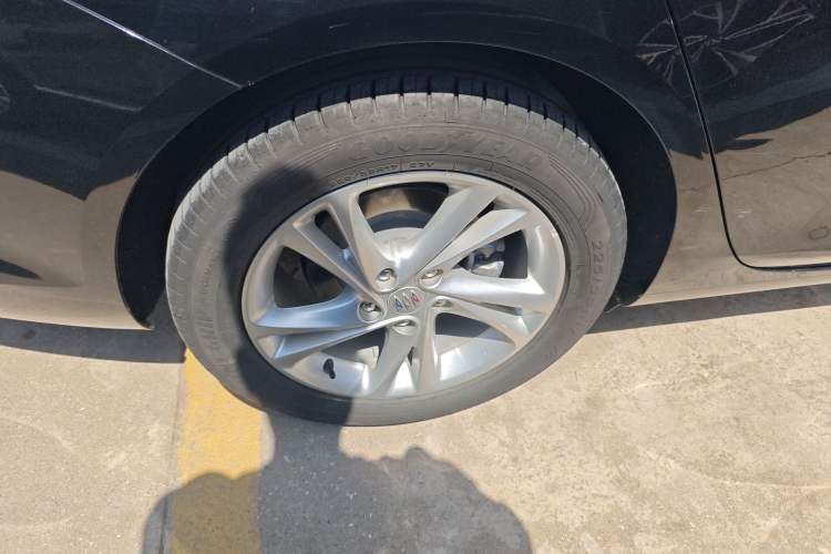 Used Buick Regal 2024 25T Deluxe Edition