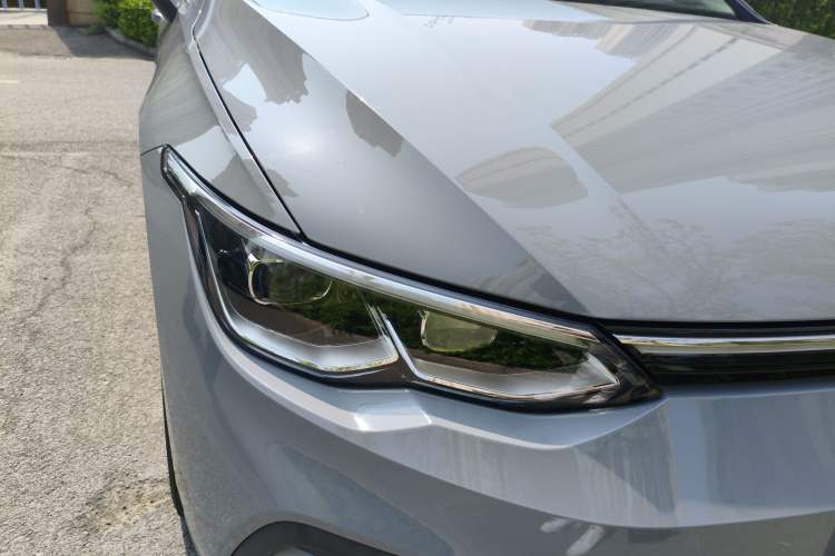 Used Volkswagen Golf 2021 280TSI DSG Pro Right Front Headlight