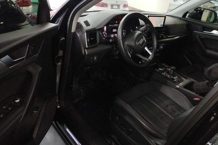 Used Audi Q5L 2020 45 TFSI Prestige Fashion Model Driver Seat