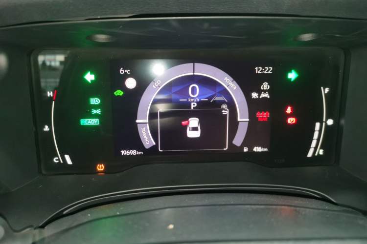 Used Toyota Camry 2024 Dual-Motor 2.0 HGVP Luxury Edition
