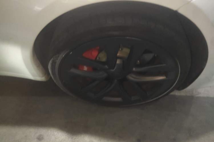 Used Tesla Model S 2023 Three-Motor All-Wheel-Drive Plaid Version
