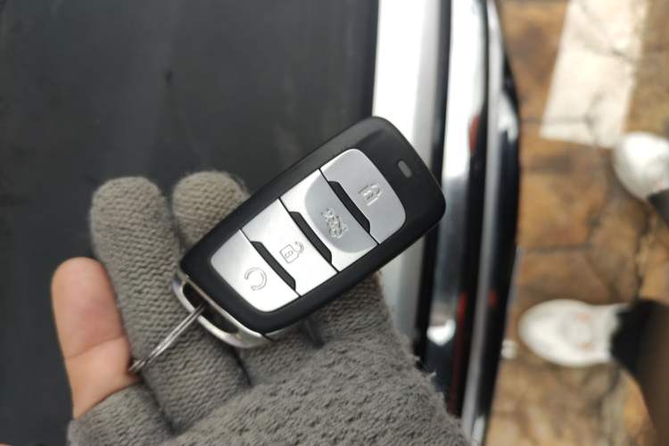 Used Changan CS85 COUPE 2019 1.5T DCT Version China VI Standard