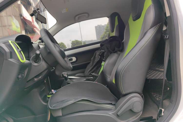 Used Roewe Clever 2021 302km All-Round Version Left Front Seat