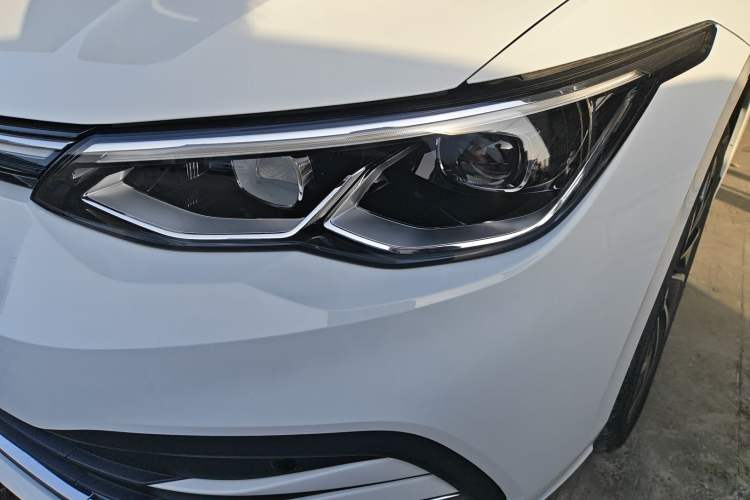 Used Volkswagen Golf 2024 280TSI DSG Pro 50th Anniversary Edition
