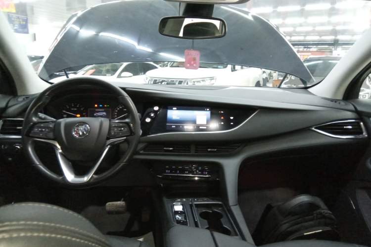 Used Buick Enclave 2020 28T Two-Wheel Drive Prestige Version