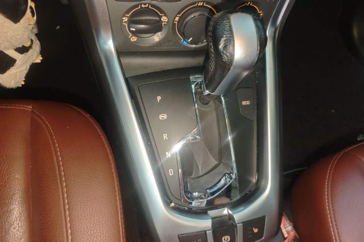 Used Opel Antara 2012 2.4L 4x4 Luxury Edition
