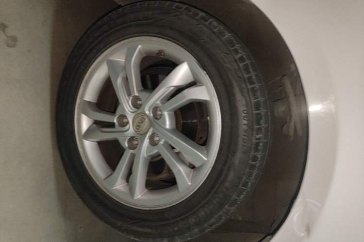 Used BYD Surui 2014 1.5L Manual Luxury Model