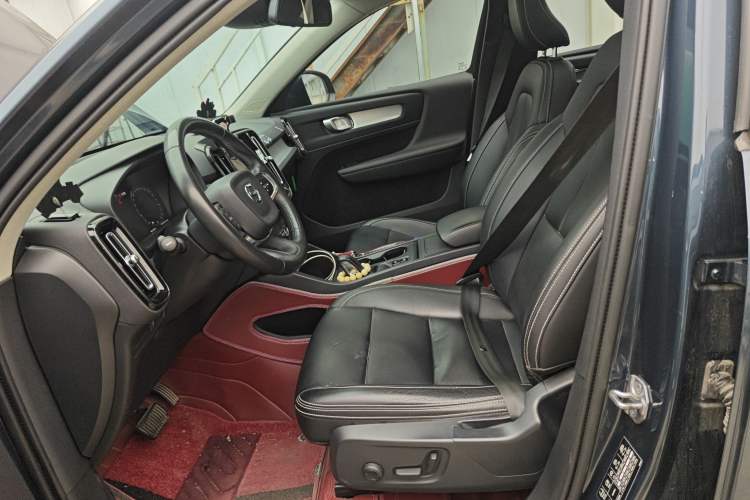 Used Volvo XC40 2021 T4 4x4 SmartDrive Fashion Edition