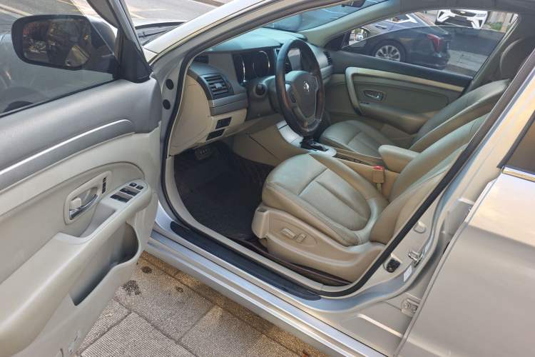 Used Dongfeng Aeolus A60 2014 2.0L CVT Tech Version