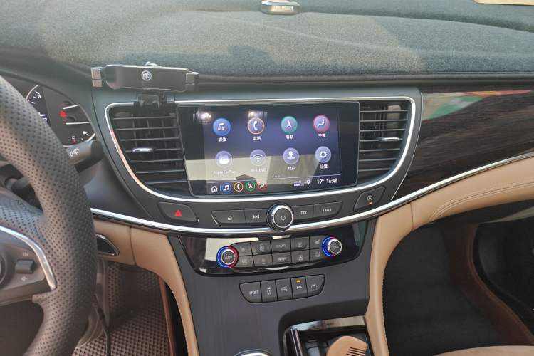 Used Buick LaCrosse 2019 28T Prestige Model
