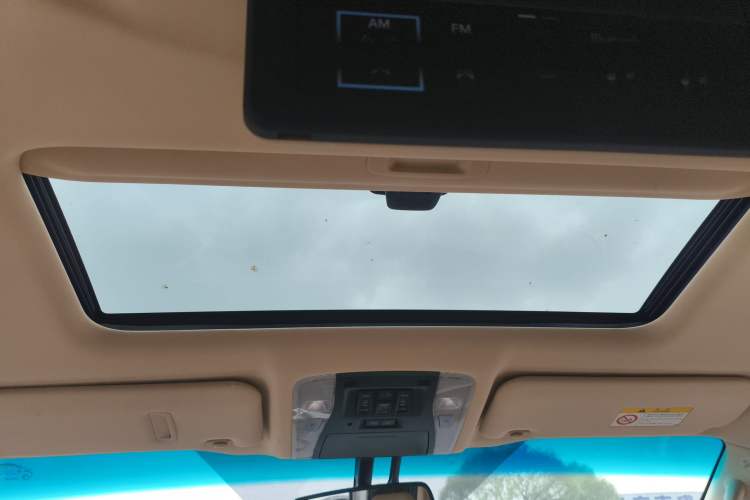 Used Toyota Alphard 2015 3.5L Luxury Edition
