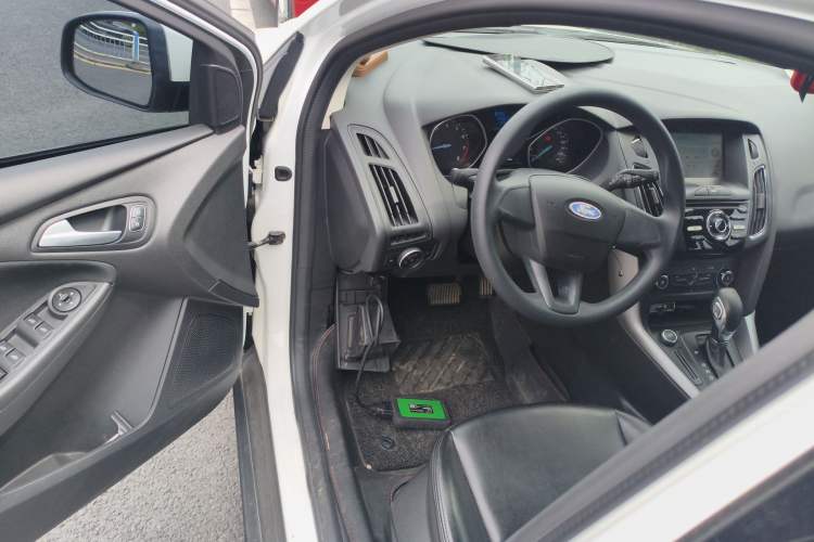 Used Ford Focus 2017 Hatchback 1.6L Automatic Comfort Plus SmartDrive Edition