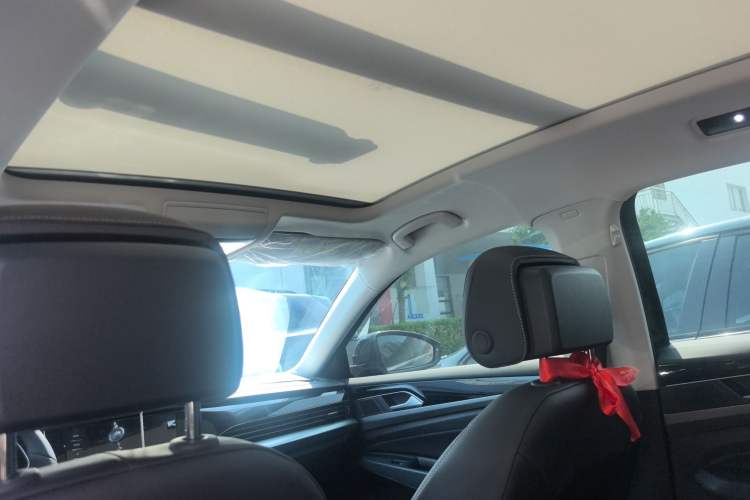 Used Volkswagen Passat 2026 Model, Outstanding 380TSI Longteng Edition Headliner