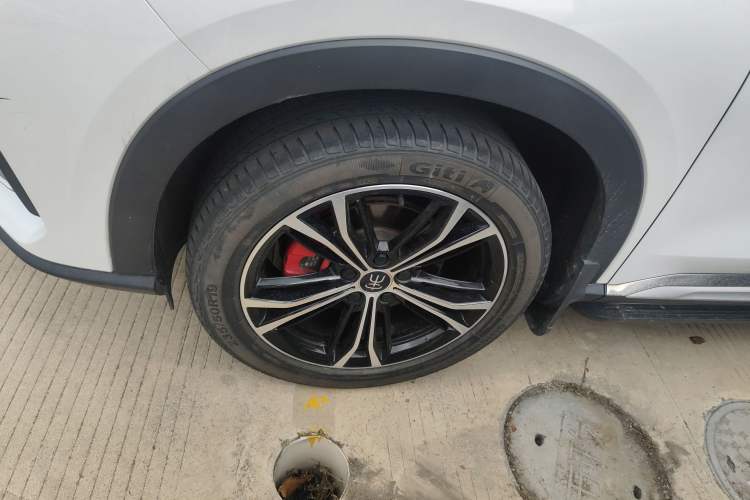 Used BYD Song PLUS 2020 1.5T Automatic Flagship Edition Left Front Wheel Hub