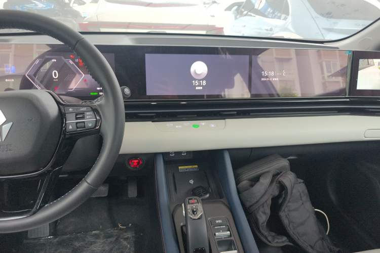 Used Lingxi L 2025 Model—Player No. 1 Plus Super Double-Up Optional Package
