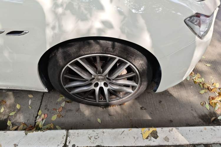 Used Maserati Ghibli 2017 3.0T Standard Edition Exterior 1