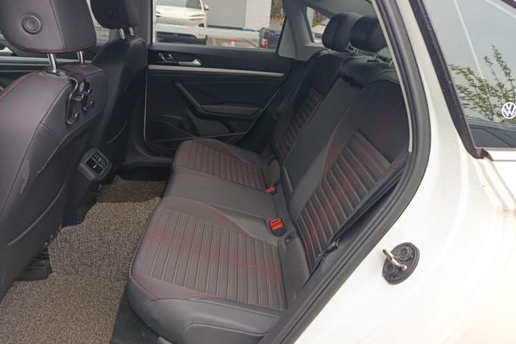 Used Volkswagen Lavida 2023 280TSI DSG Starry Sky Deluxe Edition Left Rear Seat