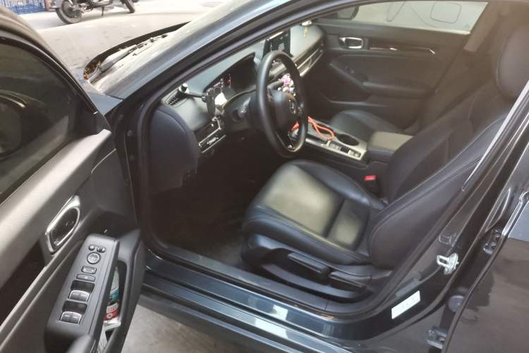 Used Honda Civic 2023 240TURBO CVT Dynamic Edition
