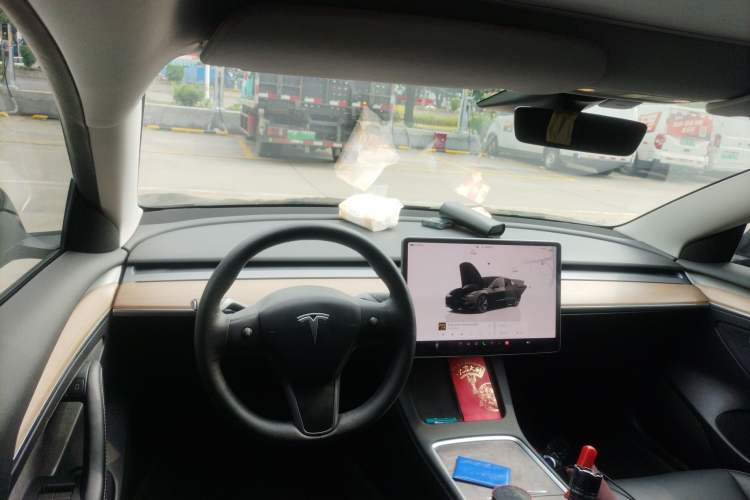 Used Tesla Model 3 2022 Rear-Wheel-Drive Version Center Console