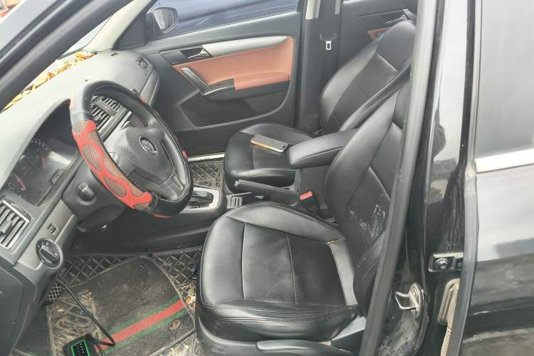 Used Volkswagen Lavida 2013 Revised Classic 1.6L Automatic Fashion Edition Left Front Seat